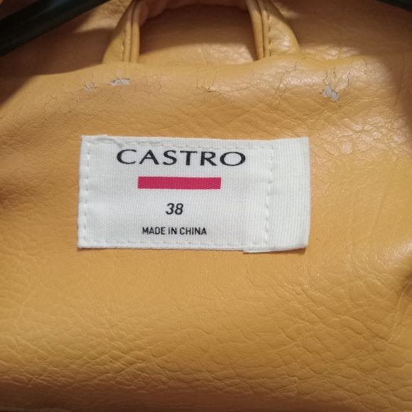 Women jacket - Picture 2 of 4